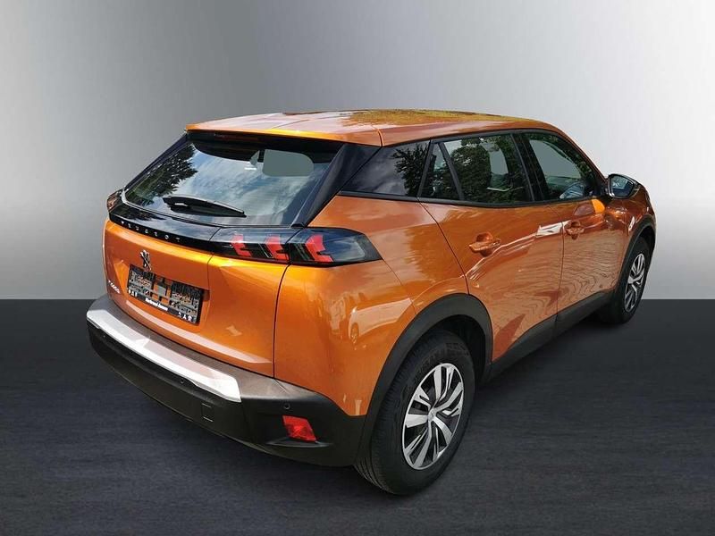 Gebraucht Peugeot e-2008 100 kW (136 PS) 2022 Lackierung orange fusion/typ a SUV
