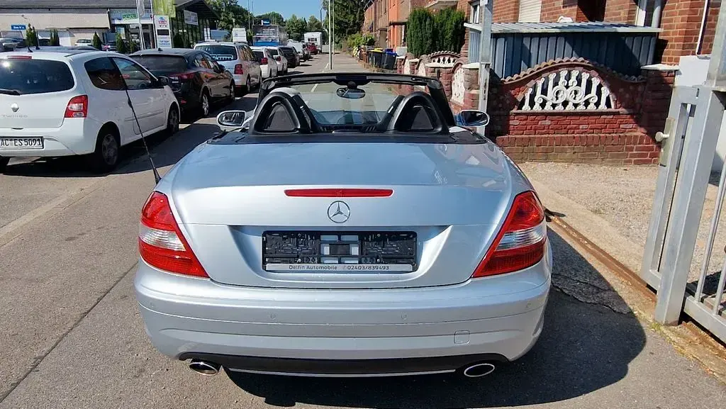 Gebraucht Mercedes SLK350 272 PS (200 kW) 2005 Silber Cabrio