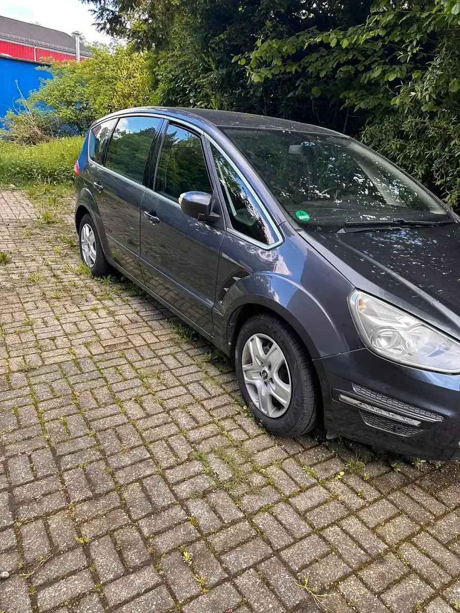 Gebraucht Ford S-MAX 203 PS (149 kW) 2010 Schwarz Van / Kleinbus