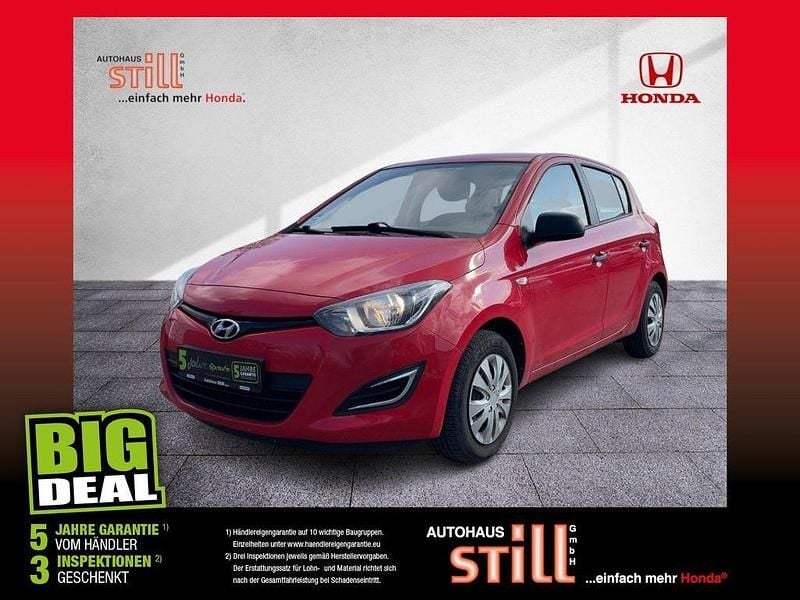 Gebraucht Hyundai i20 Edition 86 PS (63 kW) 2014 Electric red Kleinwagen
