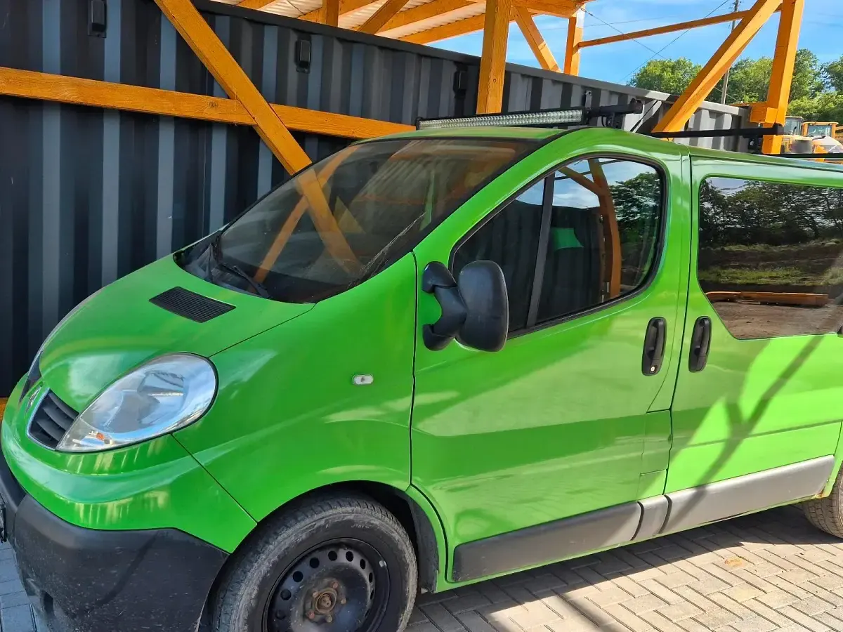 Gebraucht Renault Trafic 146 PS (107 kW) 2008 Grün Van / Kleinbus