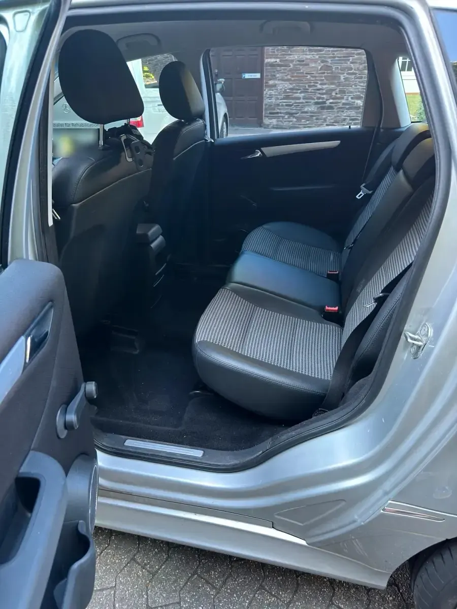 Gebraucht Mercedes B170 116 PS (85 kW) 2007 Silber Van / Kleinbus