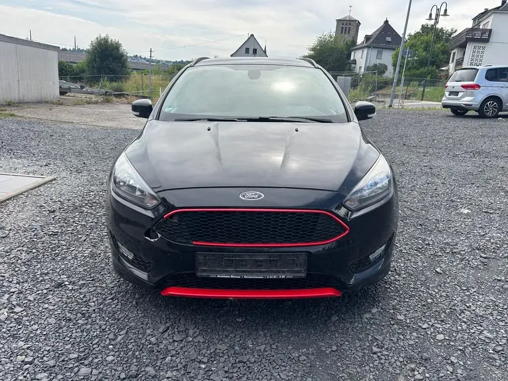 Gebraucht Ford Focus ST-Line 150 PS (110 kW) 2017 Schwarz Limousine
