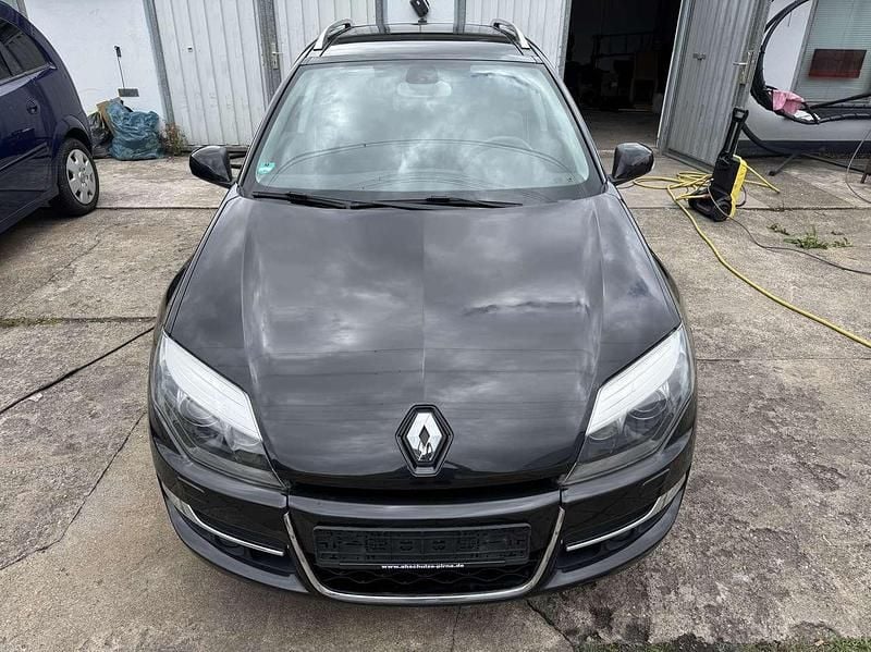Gebraucht Renault Laguna III Bose Edition 150 PS (110 kW) 2012 Perlmuttschwarz Kombi