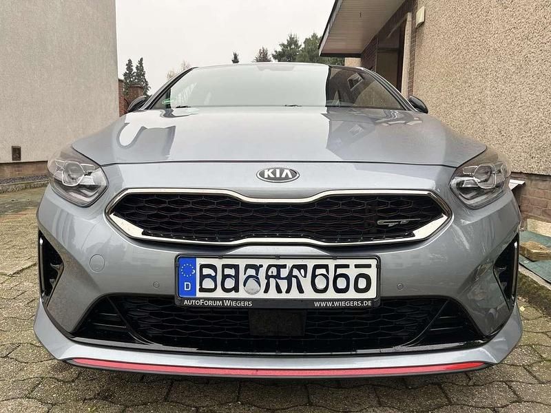 Silber Gebraucht 2021 Kia ProCeed Kleinwagen | 23.750 € (Superpreis) - Bild 1/4