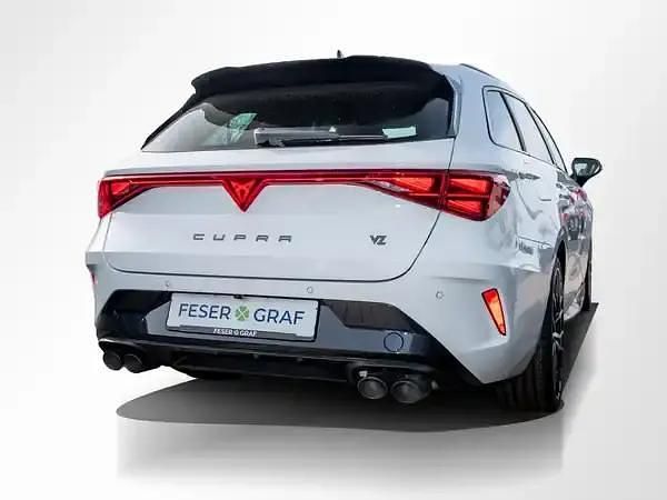Neu Cupra Leon 333 PS (244 kW) 2026 Glacial white Kombi