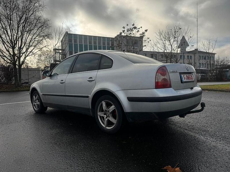 Gebraucht VW Passat Family 116 PS (85 kW) 2004 Silber Limousine