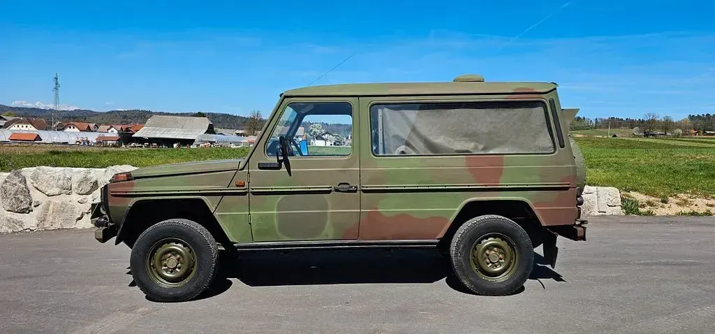 Gebraucht Mercedes G230 116 PS (85 kW) 1997 Grün SUV