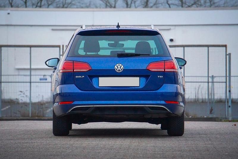 Gebraucht VW Golf VII Join 110 PS (80 kW) 2018 Blau Kombi