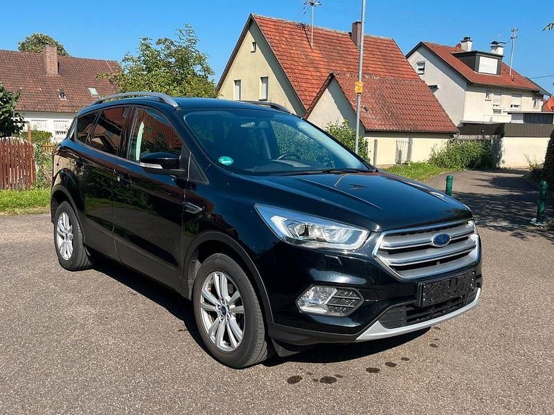 Schwarz Gebraucht 2019 Ford Kuga Cool & Connect SUV | 10.990 € (Superpreis) - Bild 1/4