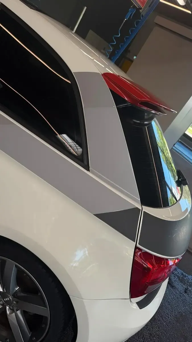 Gebraucht Audi A1 122 PS (89 kW) 2011 Andere farben Kleinwagen