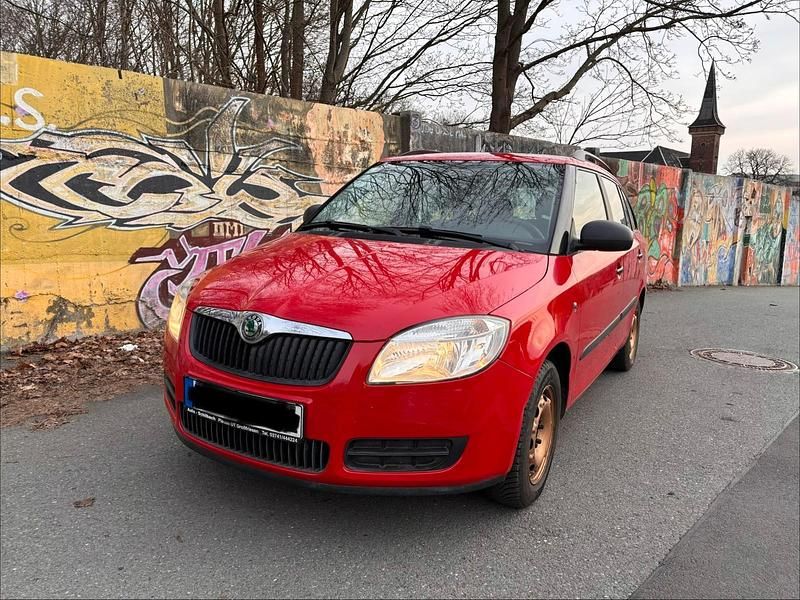 Gebraucht Skoda Fabia 69 PS (50 kW) 2009 Rot Kombi