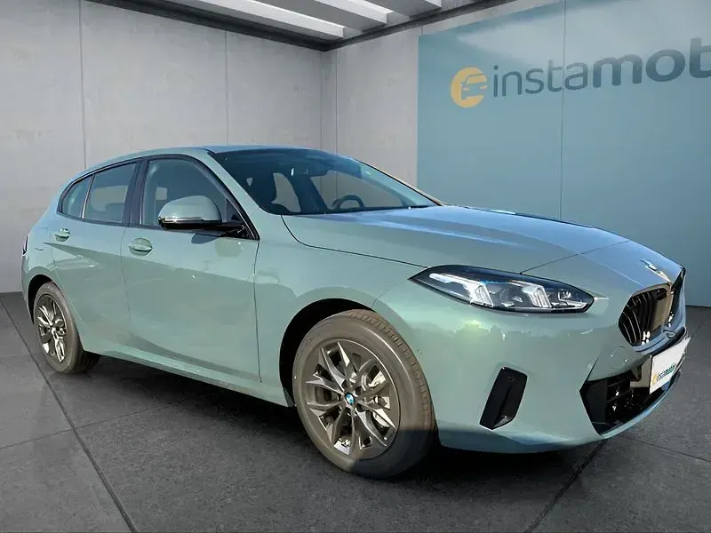 Gebraucht BMW 116 Shadowline 122 PS (89 kW) 2025 Weiß Kleinwagen