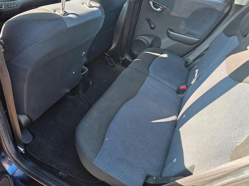 Gebraucht Honda Jazz Trend 90 PS (66 kW) 2010 Violett Kleinwagen