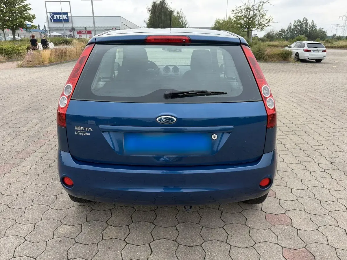 Gebraucht Ford Fiesta 80 PS (58 kW) 2008 Blau Kleinwagen