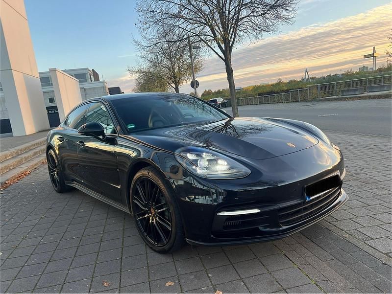 Schwarz Gebraucht 2017 Porsche Panamera 4S Limousine | 51.700 € (Superpreis) - Bild 1/4