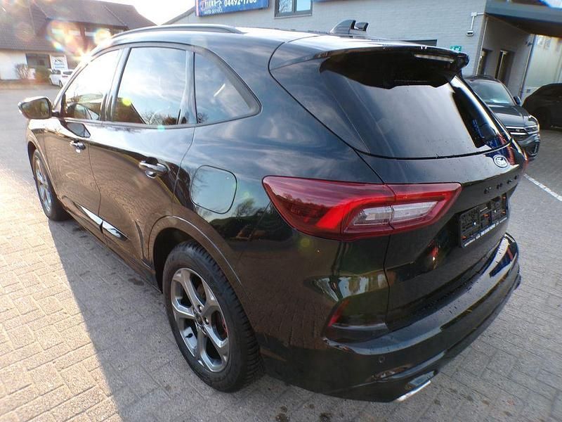 Gebraucht Ford Kuga ST-Line X 186 PS (136 kW) 2025 Schwarz SUV