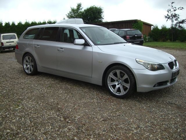 Second-hand BMW 525 177 CP (130 kW) 2004 Argintiu Break