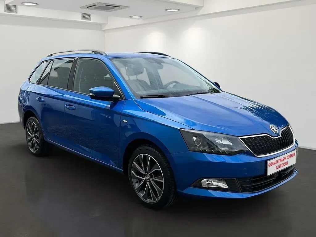 Gebraucht Skoda Fabia Drive 90 PS (66 kW) 2017 Blau Kombi