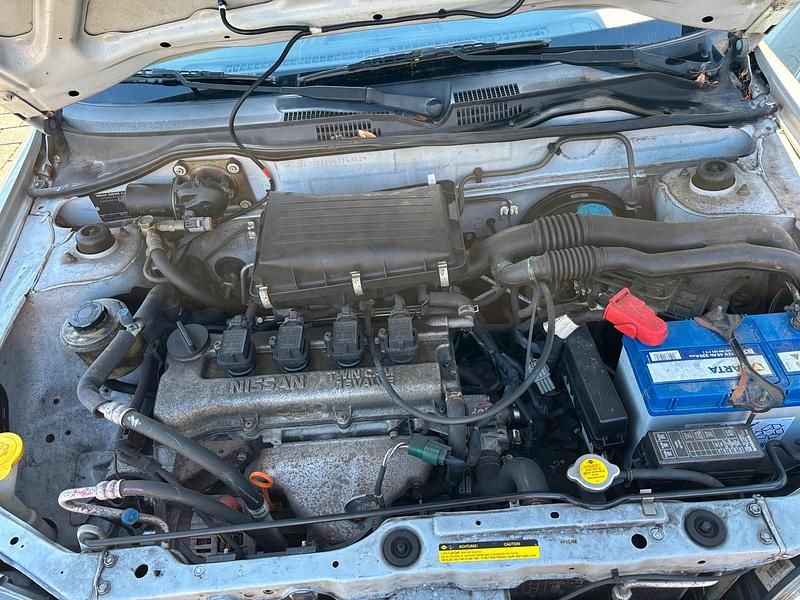 Grün Gebraucht 2001 Nissan Micra Kleinwagen | 1.000 € (Fairer Preis) - Bild 1/4