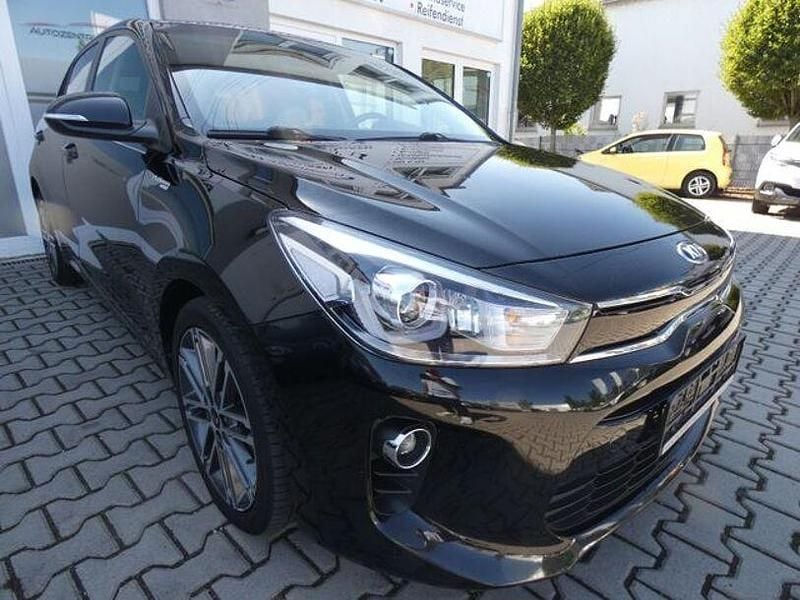 Schwarz Gebraucht 2017 Kia Rio Platinum Edition Kleinwagen | 9.500 € (Guter Preis) - Bild 1/4
