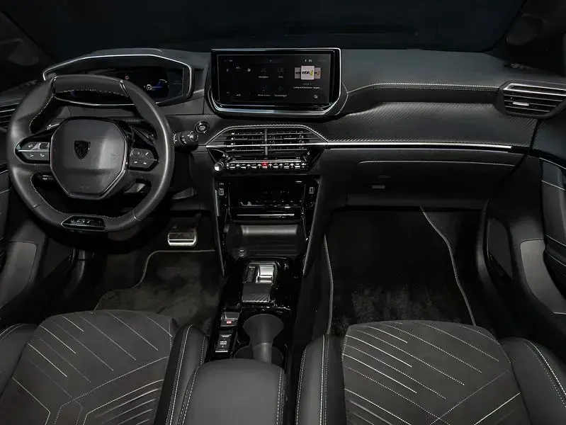 Gebraucht Peugeot 208 136 PS (100 kW) 2024 Schwarz Kleinwagen