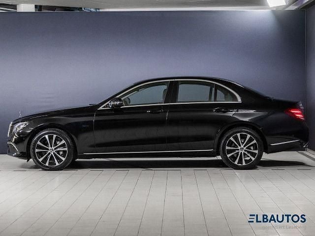 Gebraucht Mercedes E300 Exclusive 320 PS (235 kW) 2019 Obsidianschwarz Limousine