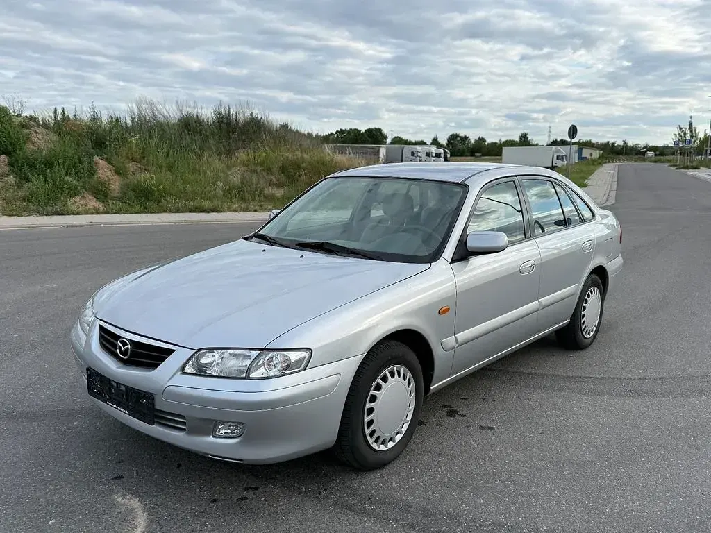 Gebraucht Mazda 626 Exclusive 116 PS (85 kW) 2000 Silber Limousine