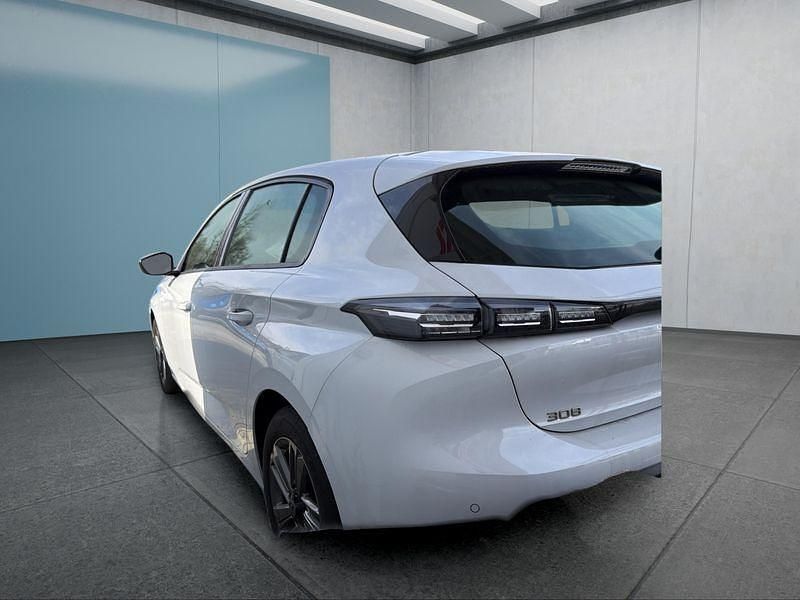 Gebraucht Peugeot 308 Active 131 PS (96 kW) 2023 Weiß Kleinwagen