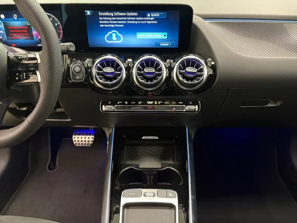 Gebraucht Mercedes B180 AMG 100 PS (73 kW) 2026 Schwarz Kleinwagen