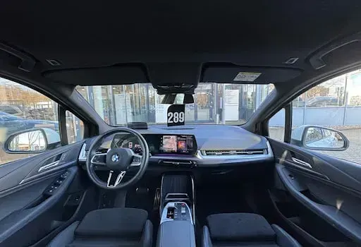Gebraucht BMW 223 Active Tourer Luxury Line 218 PS (160 kW) 2023 Weiß Van / Kleinbus
