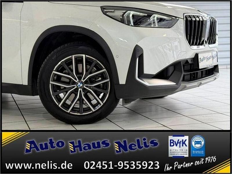 Gebraucht BMW X1 204 PS (150 kW) 2023 Mineralweißmet. SUV