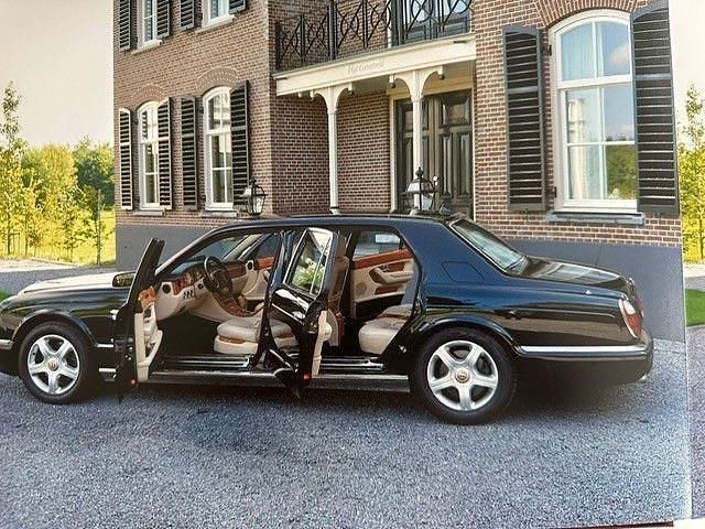 Gebraucht Bentley Arnage 457 PS (336 kW) 2002 Schwarz Limousine