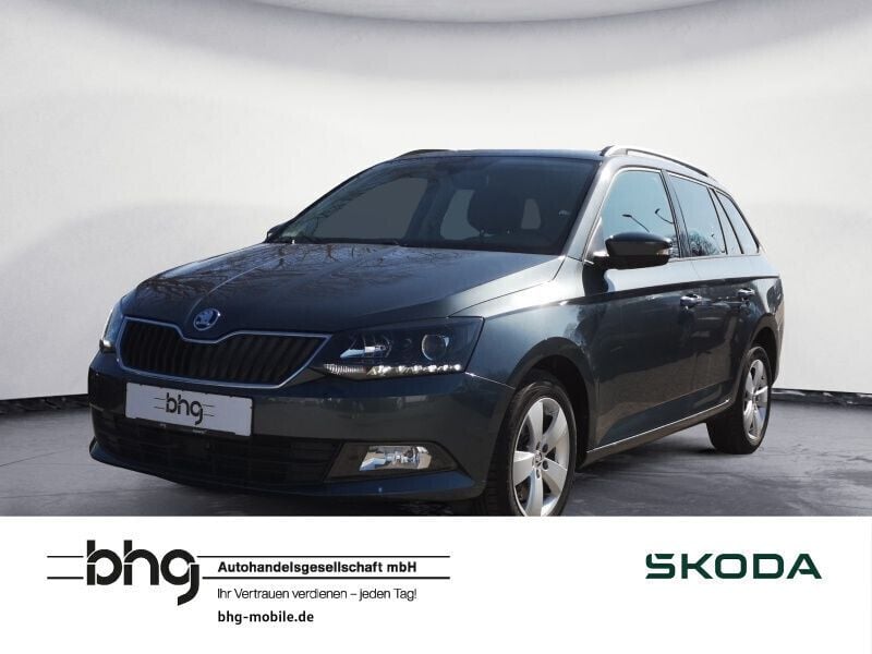 Quarzgrau metallic Gebraucht 2017 Skoda Fabia Style Kombi | 13.930 € (Teuer) - Bild 1/4
