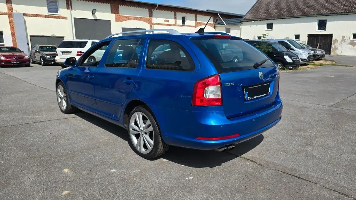 Gebraucht Skoda Octavia RS 200 PS (147 kW) 2011 Blau Kombi