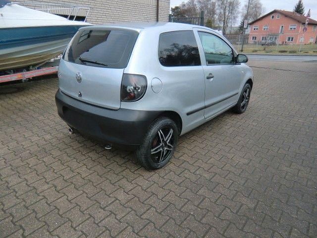 Gebraucht VW Fox 54 PS (39 kW) 2007 Silber Kleinwagen