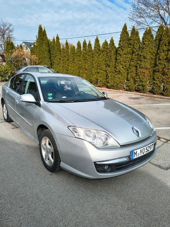 Gebraucht Renault Laguna III Exception 110 PS (80 kW) 2008 Silber Limousine