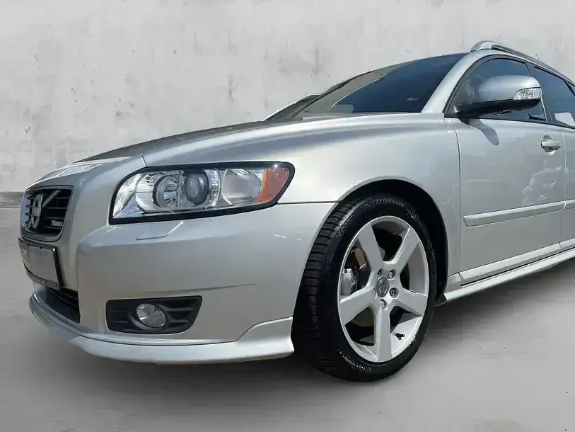 Gebraucht Volvo V50 R-Design 114 PS (83 kW) 2012 Silber Kombi