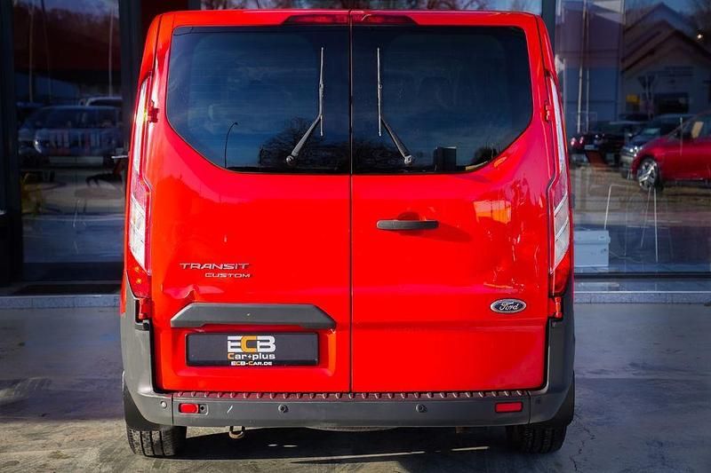 Gebraucht Ford Transit 125 PS (91 kW) 2015 Rot Van / Kleinbus