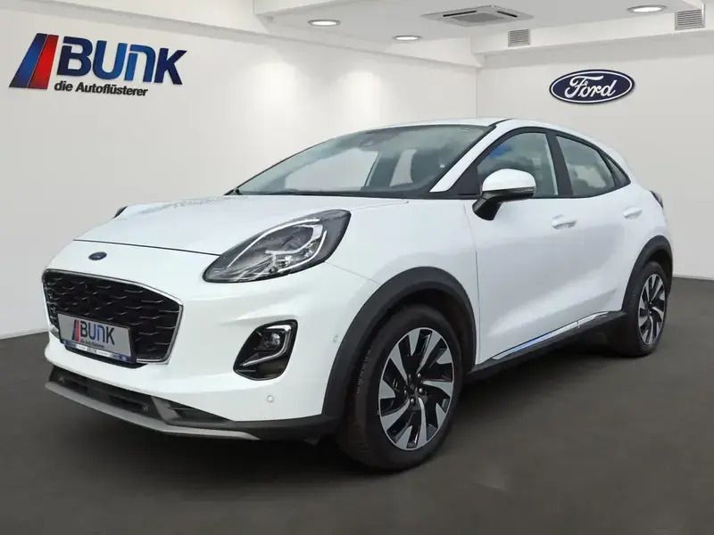 Frozen white (pn3gz) Gebraucht 2023 Ford Puma Titanium SUV | 22.980 € (Fairer Preis) - Bild 1/4