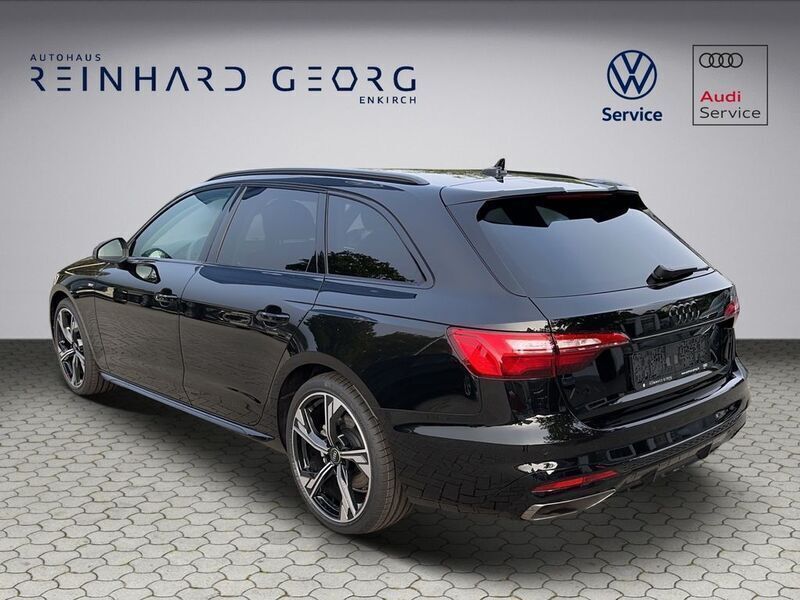 Gebraucht Audi A4 S-Line 150 PS (110 kW) 2023 Schwarz Kombi