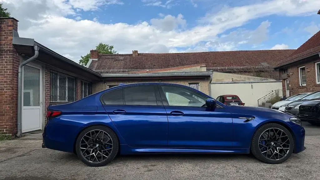 Używany BMW M5 Performance 600 KM (441 kW) 2018 Niebieski Sedan/Limuzyna