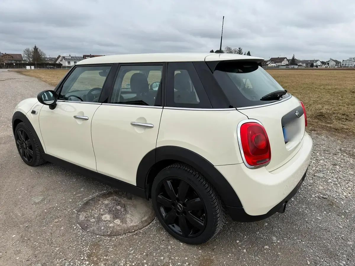 Gebraucht Mini ONE 102 PS (75 kW) 2015 Weiß Kleinwagen