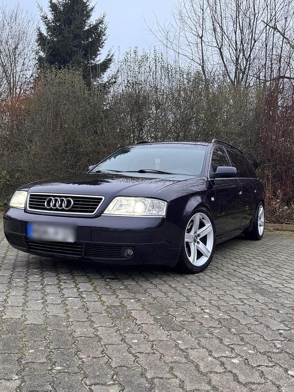 Gebraucht Audi A6 150 PS (110 kW) 2000 Blau Kombi
