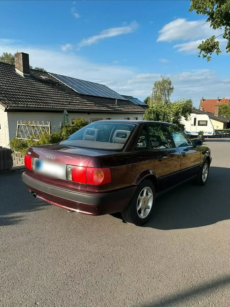 Gebraucht Audi 80 90 PS (66 kW) 1993 Rot Limousine
