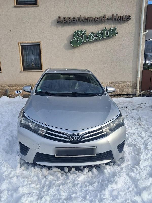 Gebraucht Toyota Corolla 116 PS (85 kW) 2014 Grau Limousine