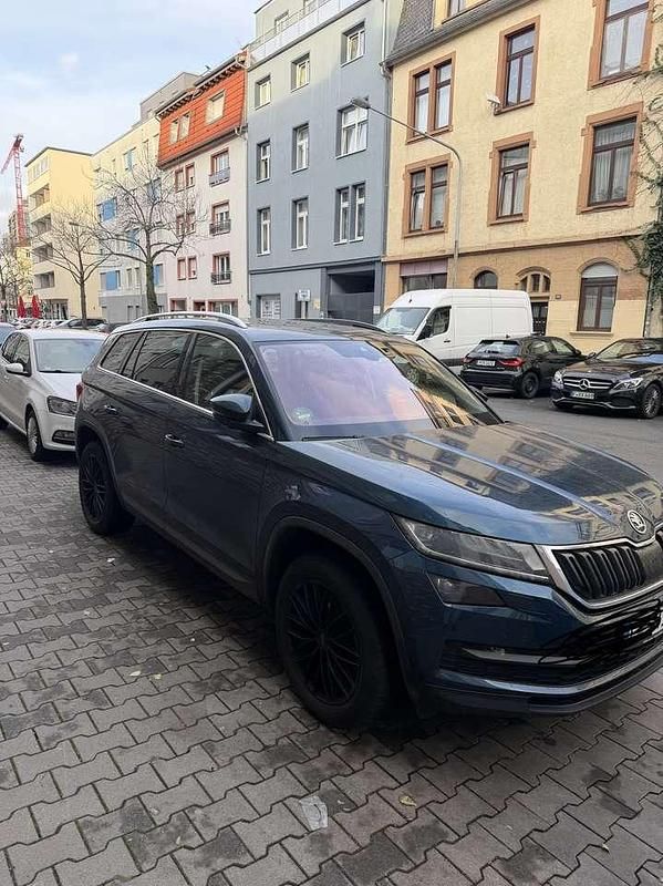 Blau Gebraucht 2018 Skoda Kodiaq Style SUV | 24.000 € (Etwas zu teuer) - Bild 1/4