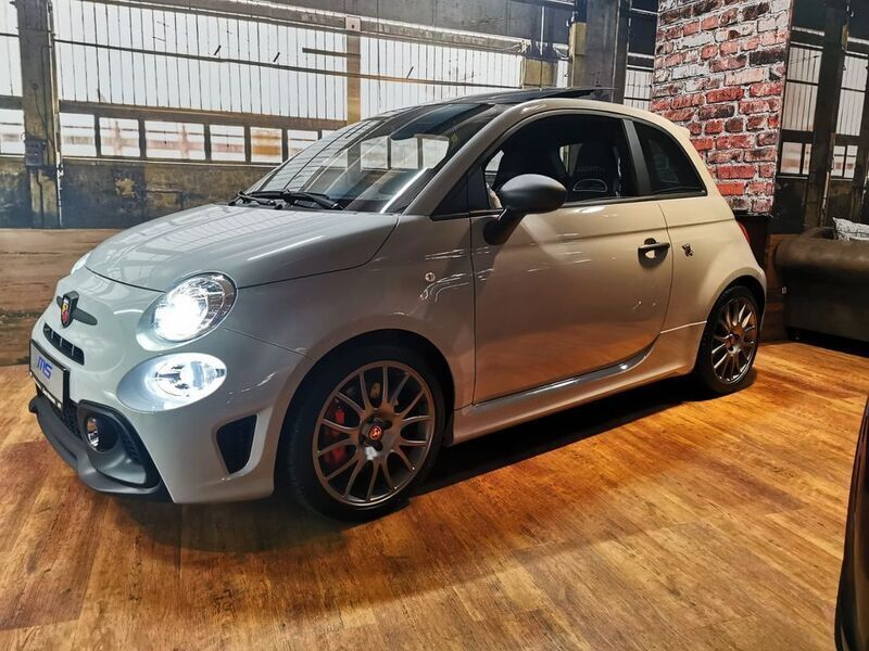 Neu 2024 Abarth 695 Turismo Kleinwagen | 34.890 € (Fairer Preis) - Bild 1/3