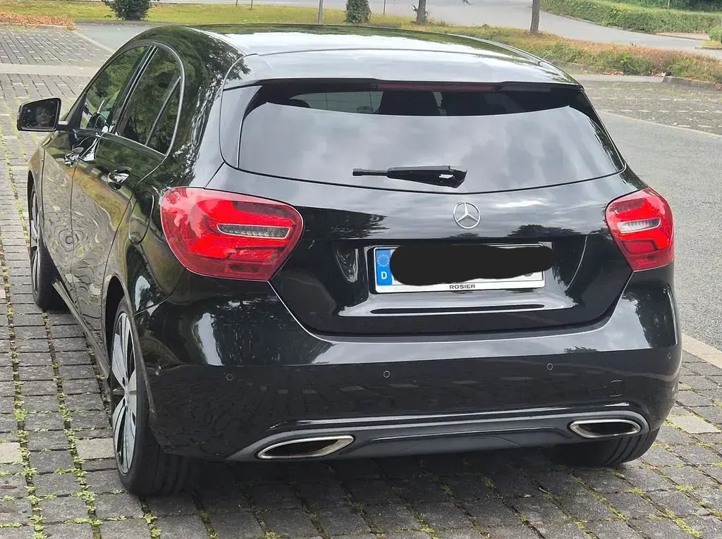 Gebraucht Mercedes A200 Edition 156 PS (114 kW) 2016 Schwarz Kleinwagen