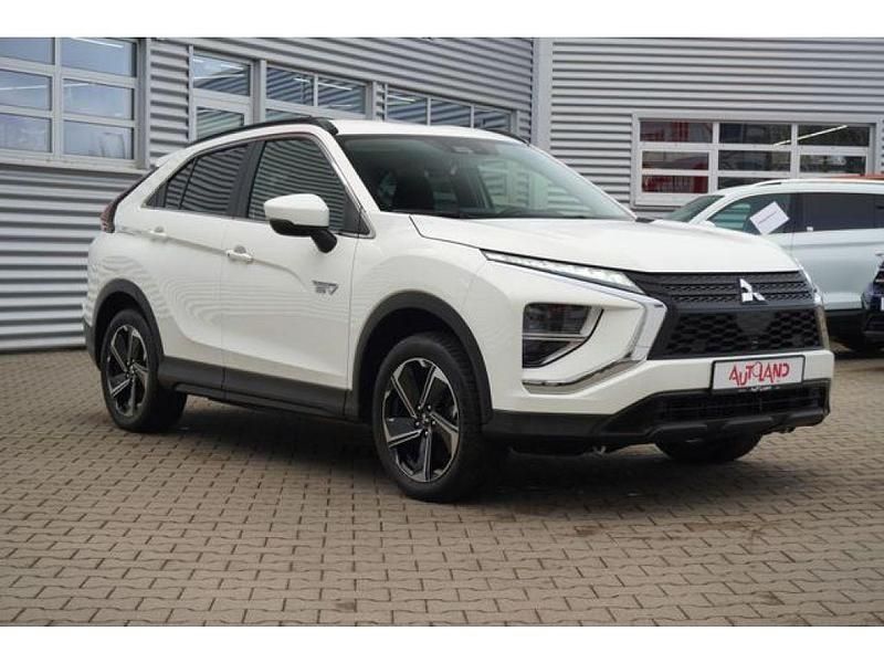 Gebraucht Mitsubishi Eclipse Cross Basis 188 PS (138 kW) 2022 Weiss SUV